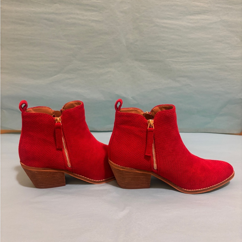 Corky’s Women’s Red Suede Spooktacular wedge boots